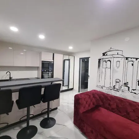 Apartment Lovre *