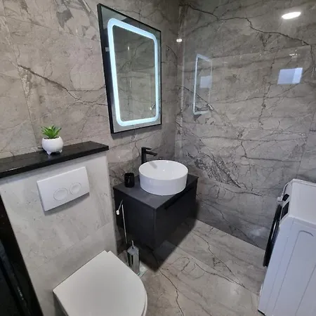 Lovre Apartment Zadar